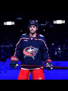 [画像][x]NHL Star Johnny Gaudreau and His Brother Dead After Biking Accident 余白なし