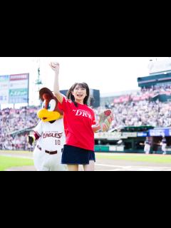 [画像][x]賛否呼ぶ芸能人の始球式 200万回再生のアイドルから学ぶ"愛され条件"とは？ | Full-Count 余白なし