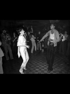 [画像][x]40 years on: Inside Studio 54 - NZ Herald 余白なし