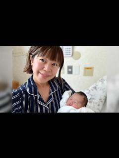 [画像][x]第二子出産しました👶生まれてまだ半日の赤ちゃん💕 - YouTube 余白なし