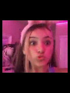 [画像][x]Baby Ashlee ️ - YouTube 余白なし