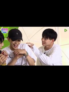 [画像][x]超特急の超スペシャル番組 #2 - YouTube 余白なし