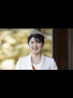 [画像][x]愛子さま、日赤の嘱託職員に 大学卒業後 - BBCニュース 余白なし