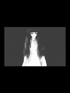 [画像][x]Creepy Horror Song (Music Box, Piano & Simphony) „Lorelei's Lullaby ... 余白なし