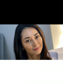 [画像][x]シンガポール在住で3児の母・伊東美咲(47) 表情の異なる“着物”オフショット「宝石と同じく永遠の美貌」「綺麗過ぎて腰を抜かしました ... 余白なし